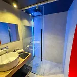 Ξενοδοχείο The Black Boutique -- Turistea