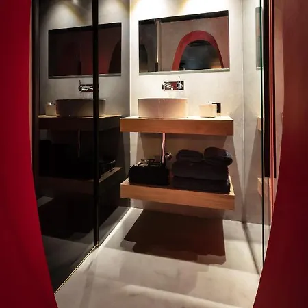 Hotel The Black Boutique -- Turistea