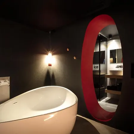 Hotel The Black Boutique -- Turistea 4*