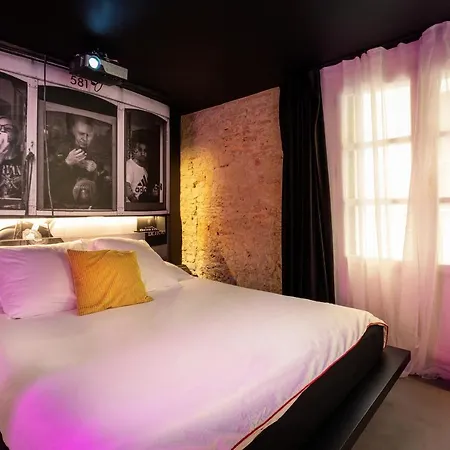 Hotel Zrooms&suites Boutique 4*