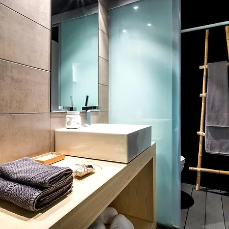 Zrooms&suites Boutique Hotel 4*