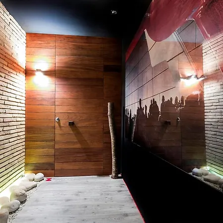 Zrooms&suites Boutique 4*
