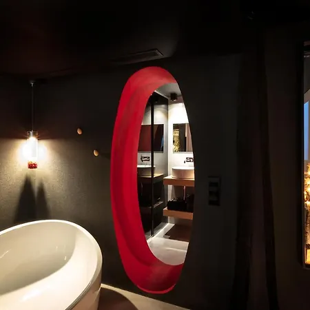 The Black Boutique -- Turistea 4* Saragossa
