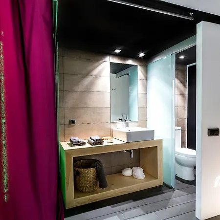 Hotel Zrooms&suites Boutique 4*
