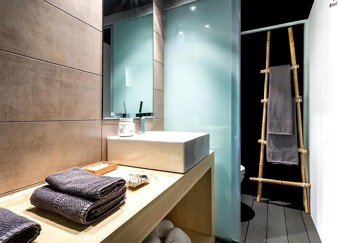 Zrooms&suites Boutique Hotell 4*