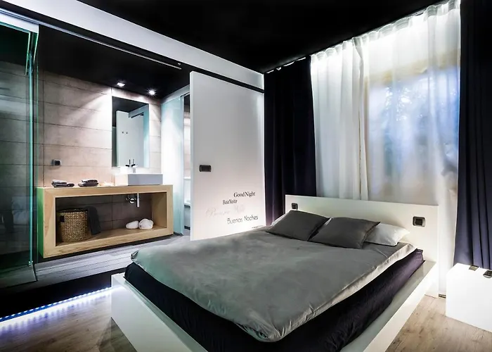 Hotell Zrooms&suites Boutique 4*